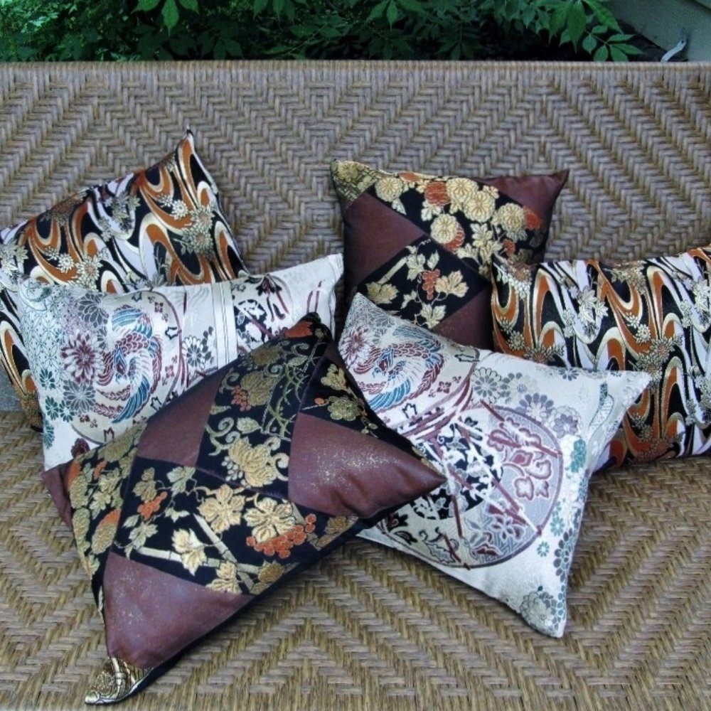 Set of two Japanese silk pillows made from antique obis kimono butterfly sash